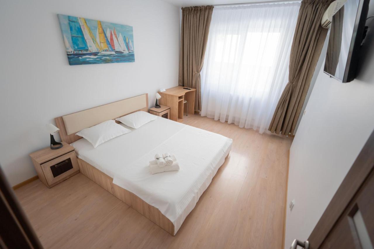 Hotel Studio Titan Букурещ Екстериор снимка