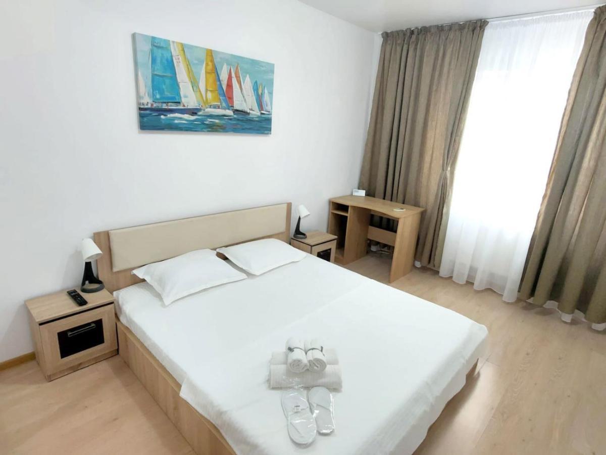 Hotel Studio Titan Букурещ Екстериор снимка